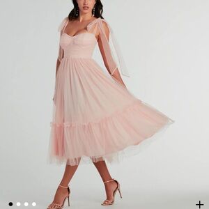 Windsor Arielle Bow Strap A-Line Midi Formal Dress - Medium